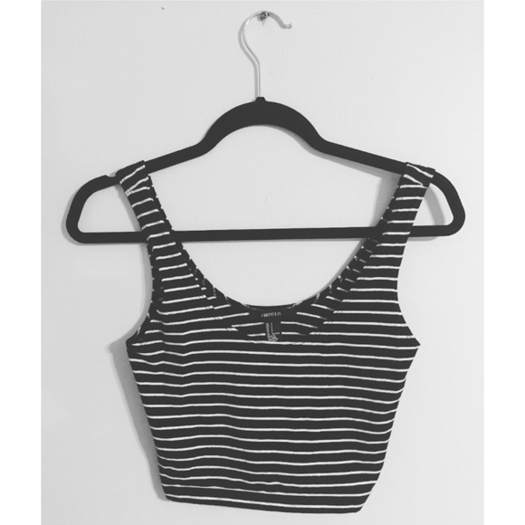 Forever 21 Tops - Crop Top